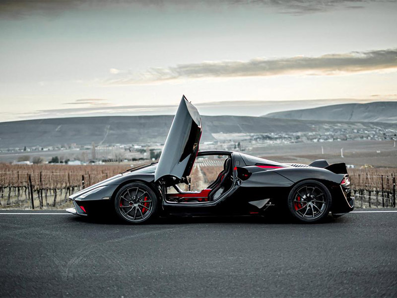 سيارة امريكية جديدة تخطف لقب الأسرع في العالم من بوجاتي